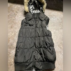 Puffer vest size small
